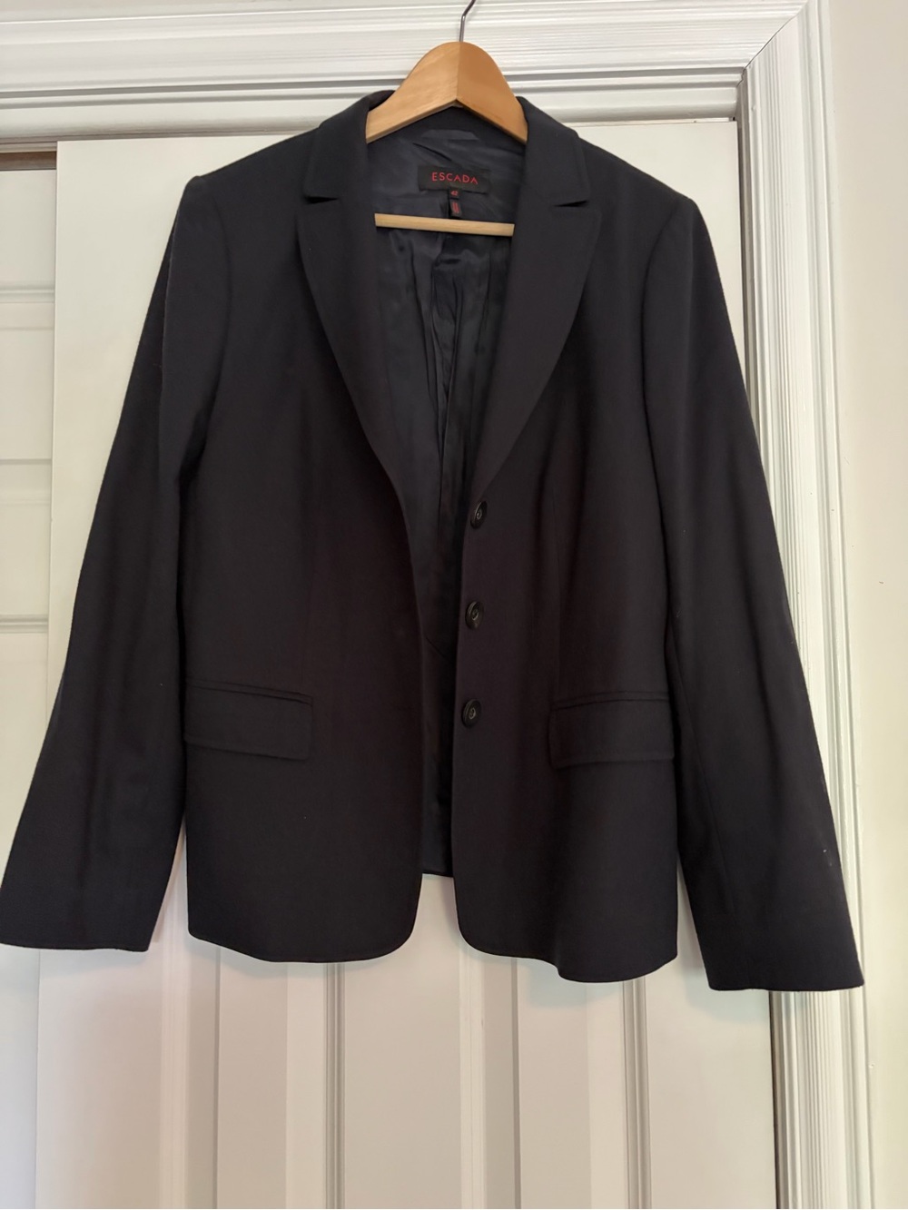 Escada Black Classic Single-Breasted Women's Blazer